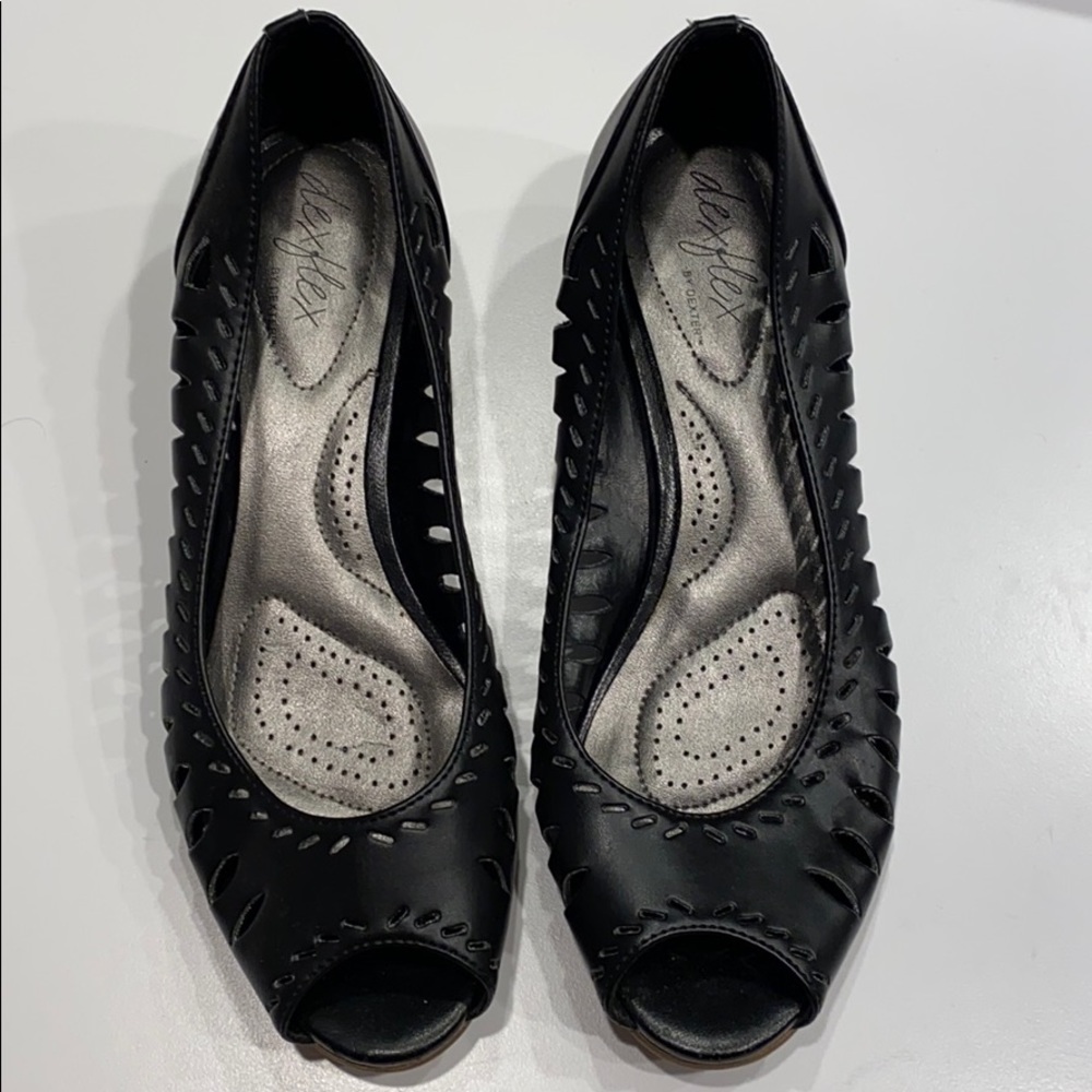 Black shoes